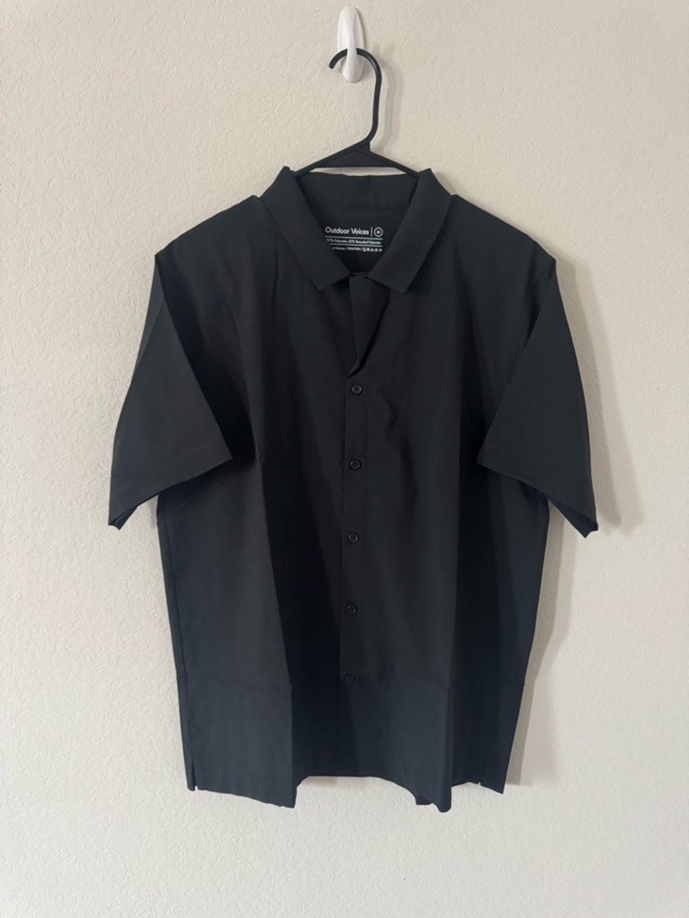 NWT Outdoor Voices Men's Black Short-Sleeve Solarcool Camp Collar